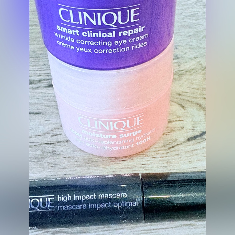Clinique All About Eyes - smart clinical repair - moisture surge mascara sample - Picture 4 of 10